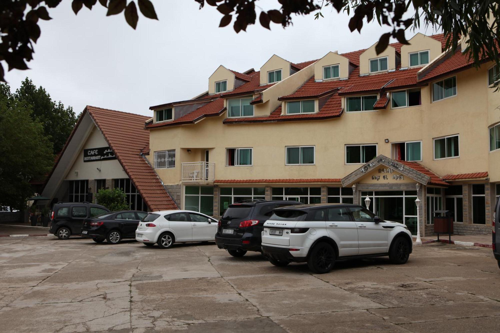 Hotel Relais Ras El Maa Ifrane  Eksteriør bilde